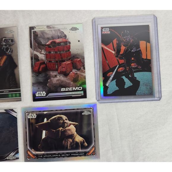 Topps Star Wars TCG Lot Of 8 Refractors / Chrome In Sleeves NM - Picture 3 of 8
